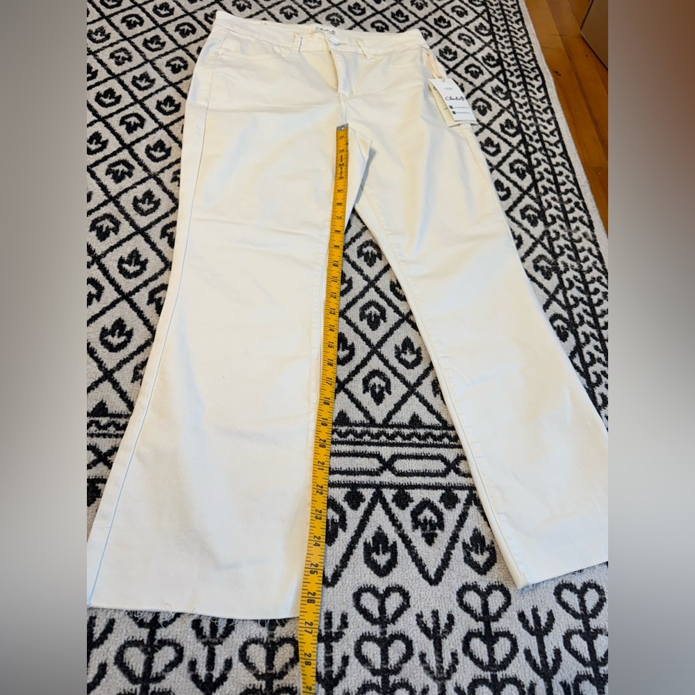 CHARLIE B White Women's Jeans with Embroidered Back Pockets - Picture 4 of 6